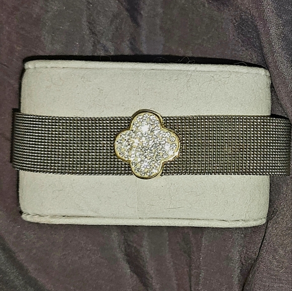 Quatrefoil Gold Alhambra Vintage Bracelet - Picture 8 of 8